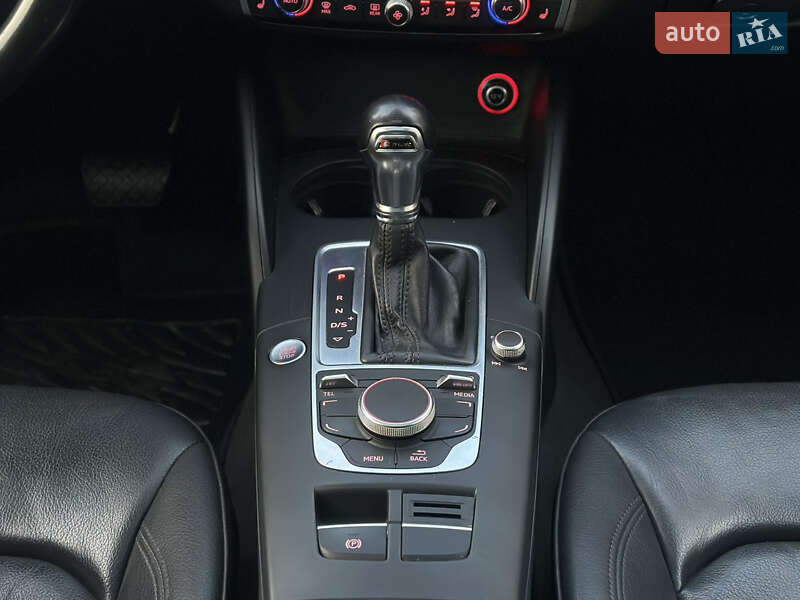 Седан Audi A3 2016 в Києві