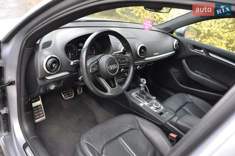Хэтчбек Audi A3 2017 в Киеве фото 10 Хэтчбек Audi A3 2017 в Киеве