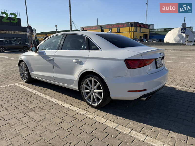Седан Audi A3 2014 в Крюківщині