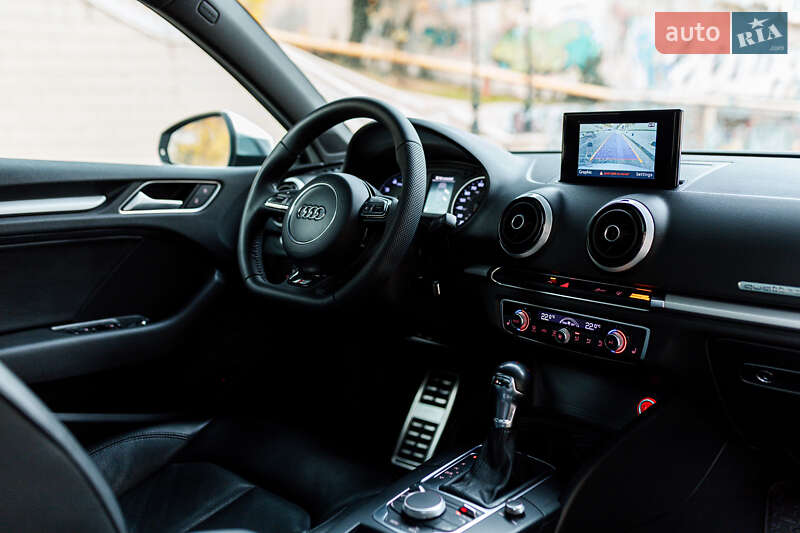 Седан Audi A3 2015 в Одессе