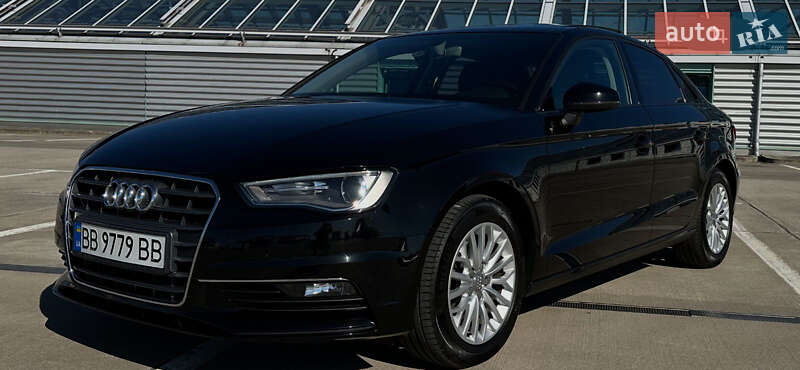 Седан Audi A3 2016 в Виннице