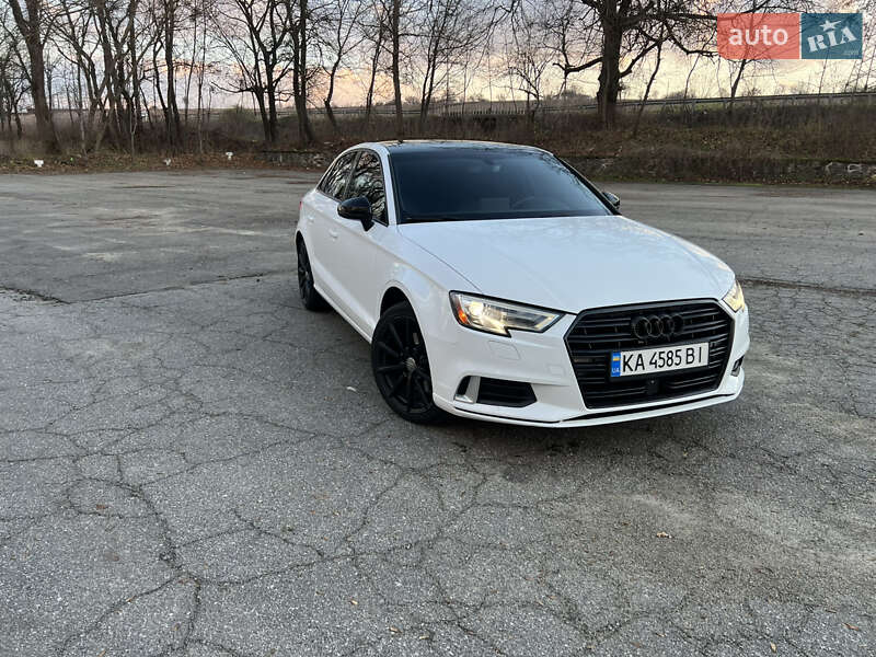 Седан Audi A3 2016 в Києві