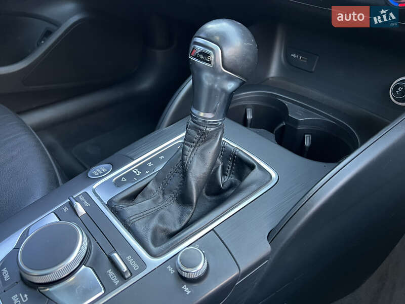 Седан Audi A3 2016 в Києві