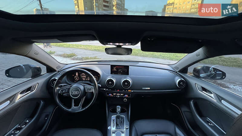 Хэтчбек Audi A3 2017 в Львове