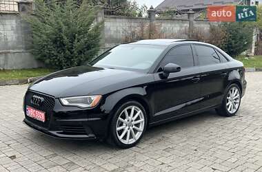 Седан Audi A3 2015 в Ровно