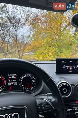 Седан Audi A3 2014 в Кривому Розі