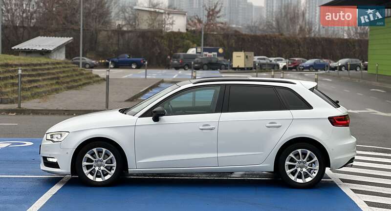 Хетчбек Audi A3 2016 в Києві фото 6 Хетчбек Audi A3 2016 в Києві