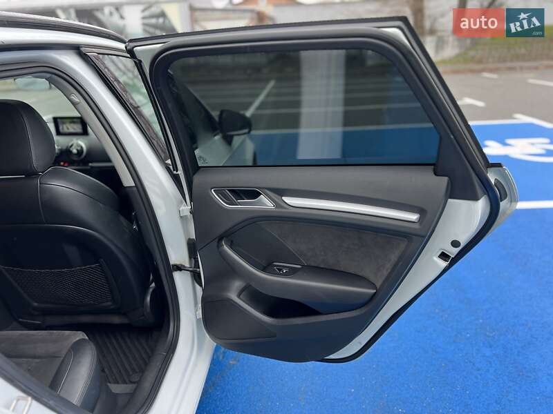 Хетчбек Audi A3 2016 в Києві фото 39 Хетчбек Audi A3 2016 в Києві
