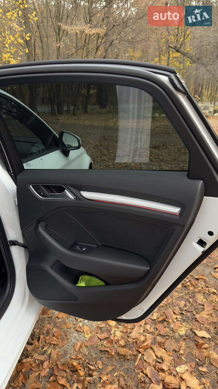 Седан Audi A3 2016 в Львове фото 20 Седан Audi A3 2016 в Львове