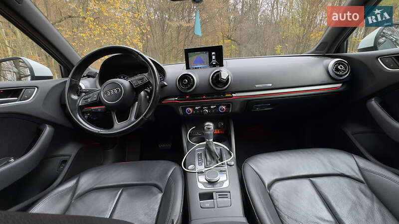 Седан Audi A3 2016 в Львове фото 25 Седан Audi A3 2016 в Львове