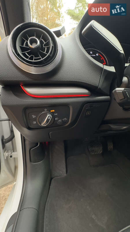 Седан Audi A3 2016 в Львове фото 32 Седан Audi A3 2016 в Львове