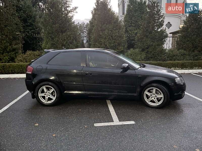 Хетчбек Audi A3 2004 в Києві