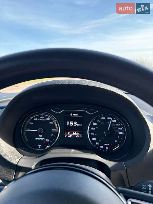 Хетчбек Audi A3 2016 в Ірпені