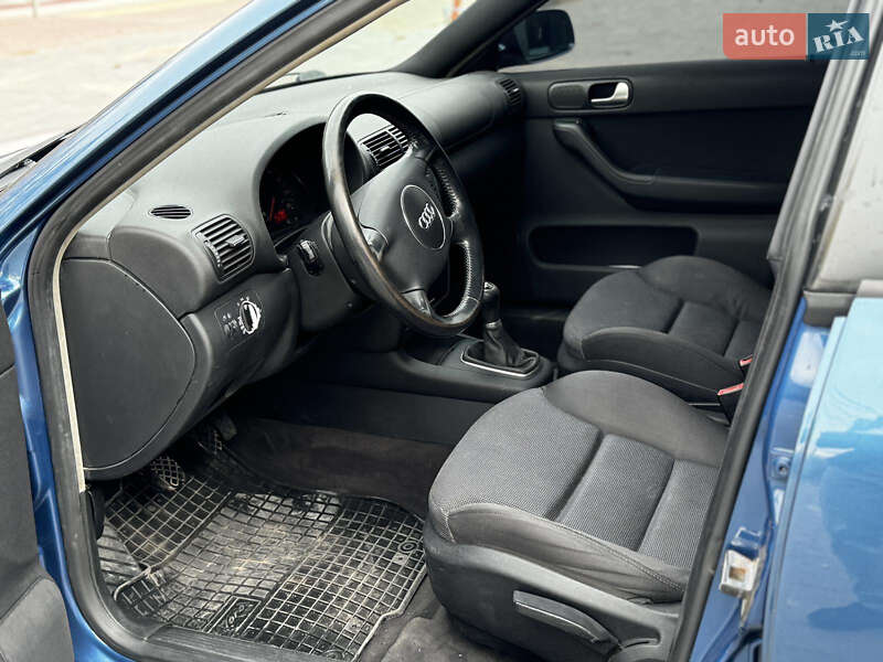 Хетчбек Audi A3 2003 в Тернополі фото 12 Хетчбек Audi A3 2003 в Тернополі