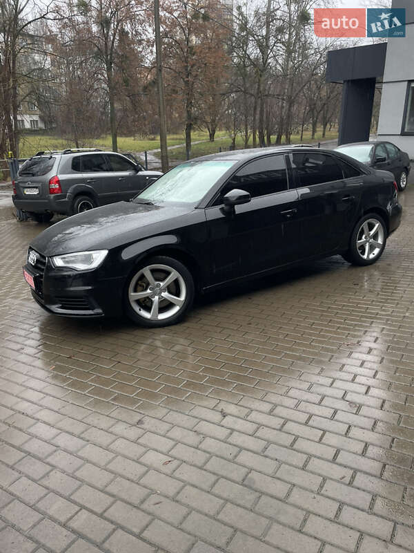 Седан Audi A3 2016 в Києві