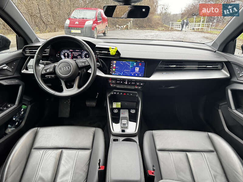 Седан Audi A3 2024 в Чернівцях