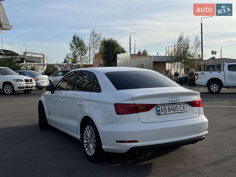 Седан Audi A3 2016 в Виннице