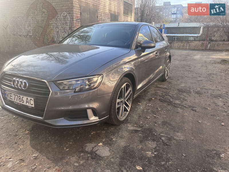 Седан Audi A3 2017 в Дніпрі фото 2 Седан Audi A3 2017 в Дніпрі