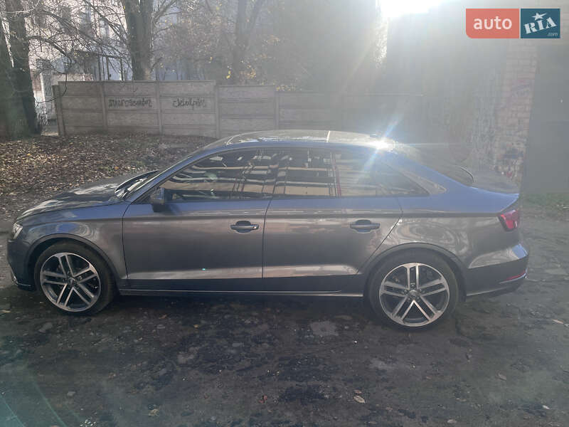 Седан Audi A3 2017 в Дніпрі фото 8 Седан Audi A3 2017 в Дніпрі