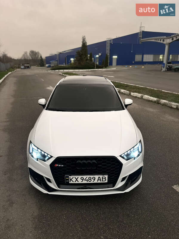 Седан Audi A3 2015 в Запорожье