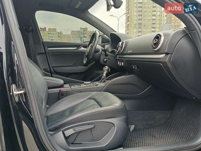 Седан Audi A3 2015 в Києві