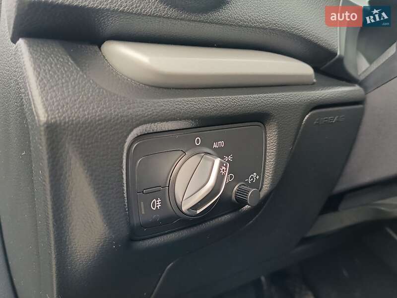 Седан Audi A3 2015 в Києві