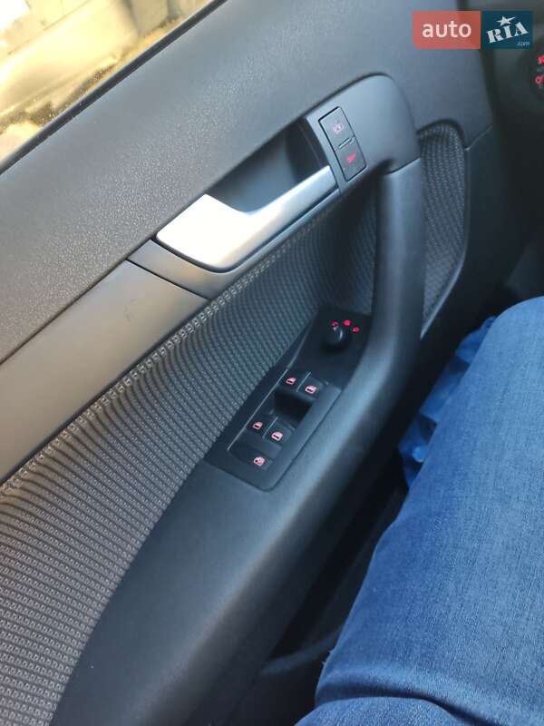 Хэтчбек Audi A3 2004 в Гусятине фото 9 Хэтчбек Audi A3 2004 в Гусятине
