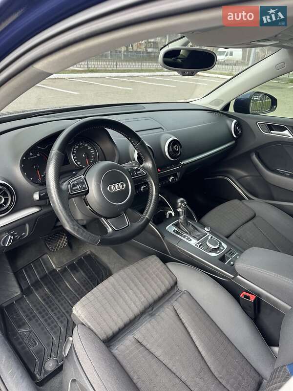 Седан Audi A3 2014 в Харкові