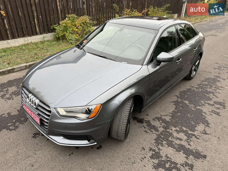 Седан Audi A3 2015 в Киеве