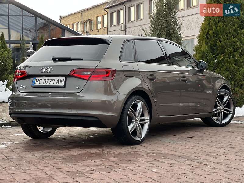 Хэтчбек Audi A3 2013 в Стрые