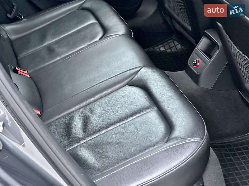 Седан Audi A3 2016 в Киеве