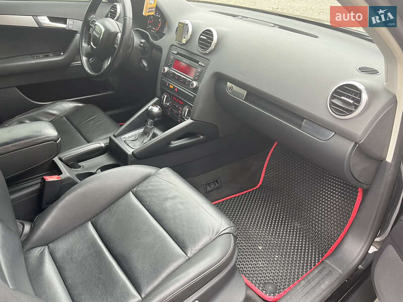 Хэтчбек Audi A3 2011 в Киеве