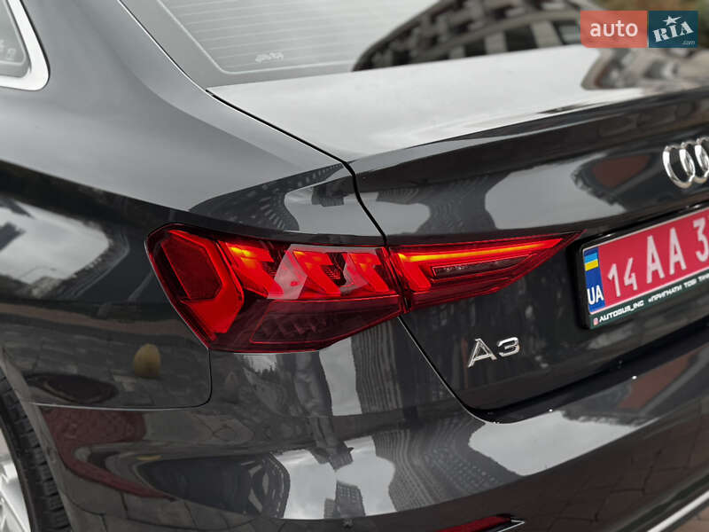 Седан Audi A3 2023 в Киеве