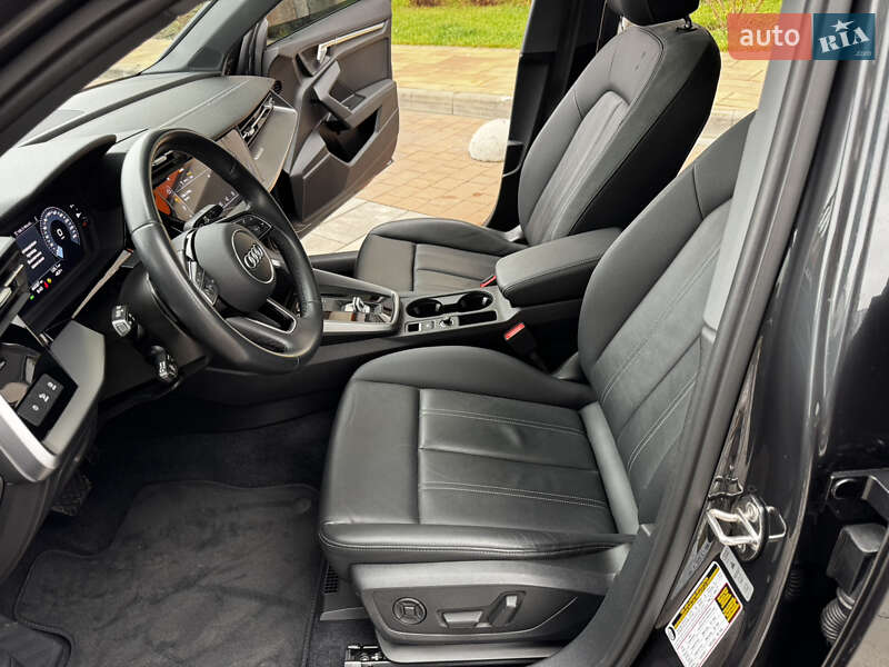 Седан Audi A3 2023 в Киеве
