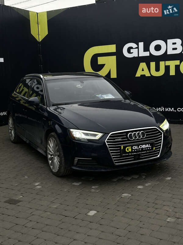 Хэтчбек Audi A3 2016 в Львове