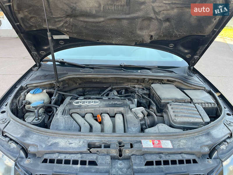 Хэтчбек Audi A3 2003 в Нетешине