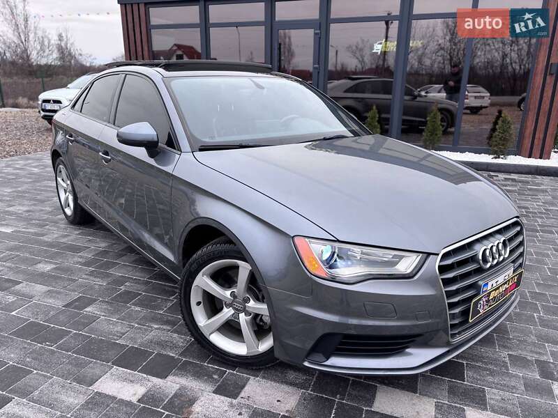 Седан Audi A3 2015 в Коломые
