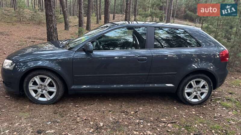 Хэтчбек Audi A3 2010 в Ахтырке