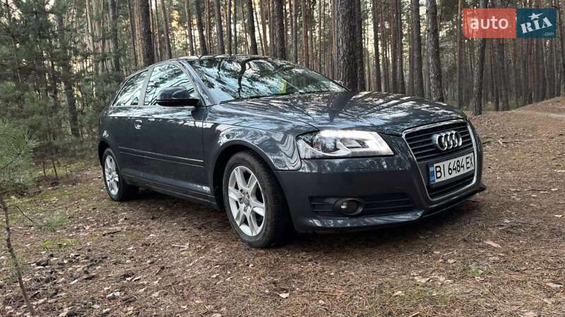 Хэтчбек Audi A3 2010 в Ахтырке