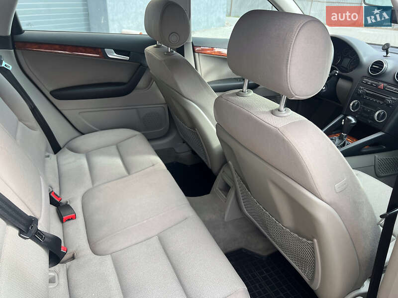 Хэтчбек Audi A3 2004 в Виннице