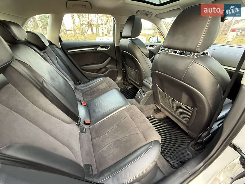 Хэтчбек Audi A3 2016 в Ахтырке