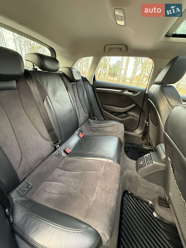 Хэтчбек Audi A3 2016 в Ахтырке