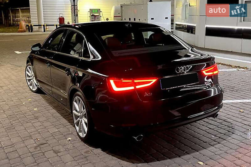 Седан Audi A3 2015 в Києві