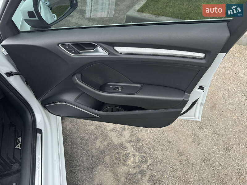 Хэтчбек Audi A3 2017 в Днепре фото 15 Хэтчбек Audi A3 2017 в Днепре