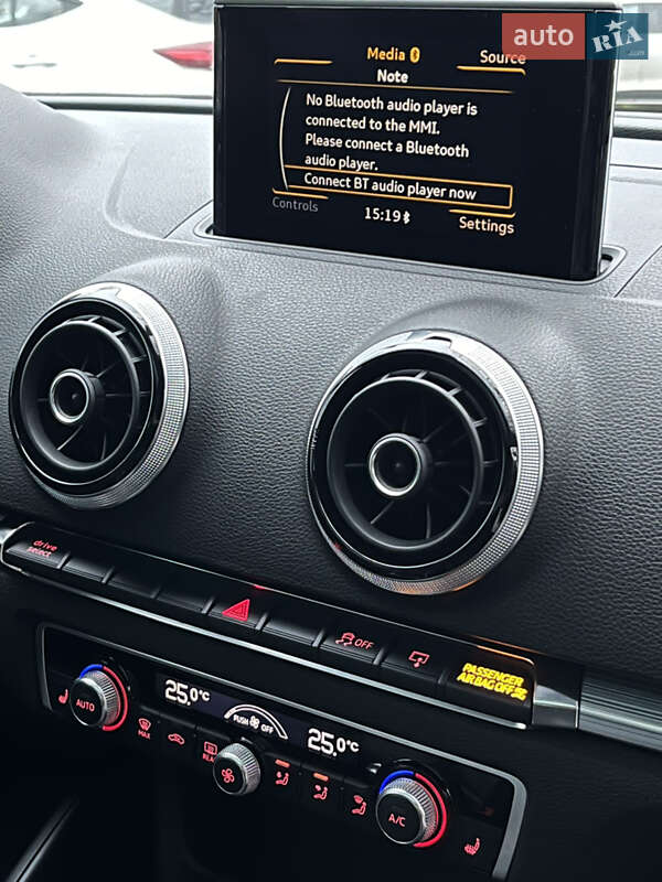 Седан Audi A3 2014 в Києві фото 28 Седан Audi A3 2014 в Києві