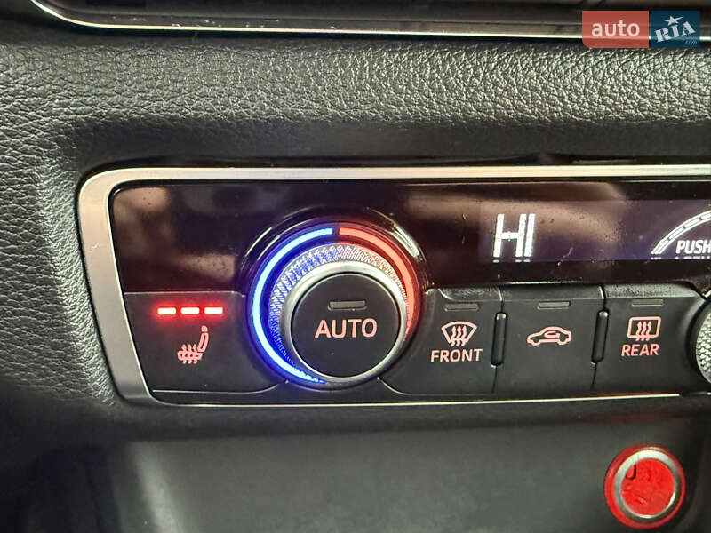 Хетчбек Audi A3 2013 в Стрию