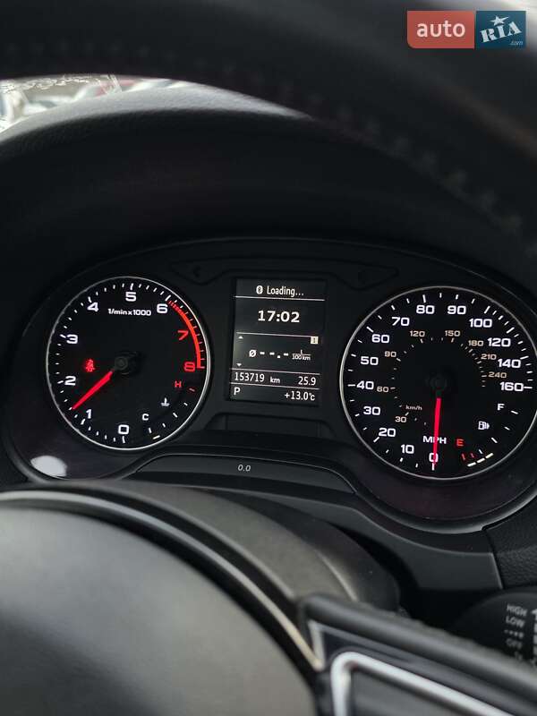 Седан Audi A3 2015 в Запоріжжі