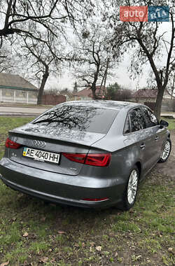 Седан Audi A3 2016 в Новомосковске
