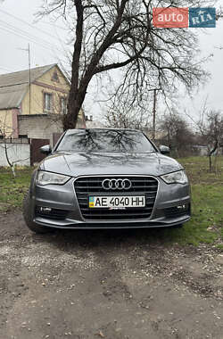 Седан Audi A3 2016 в Новомосковске
