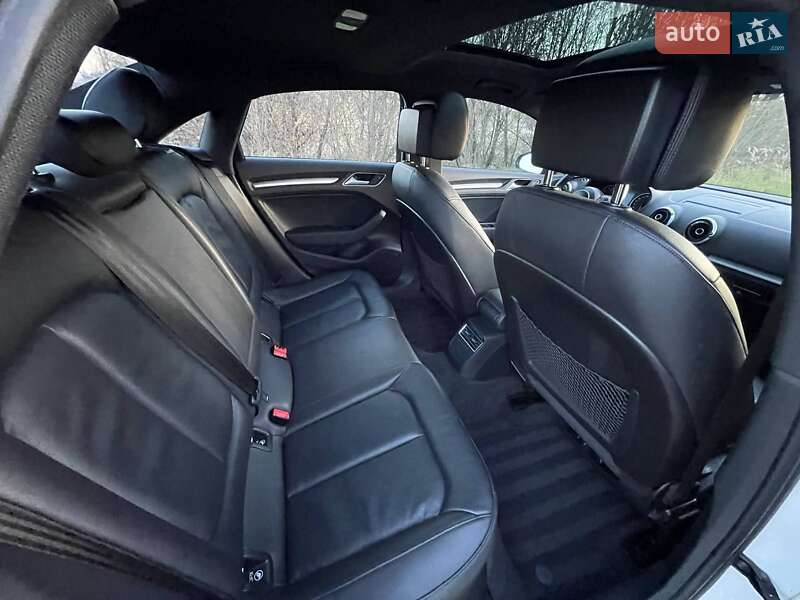 Седан Audi A3 2016 в Богородчанах